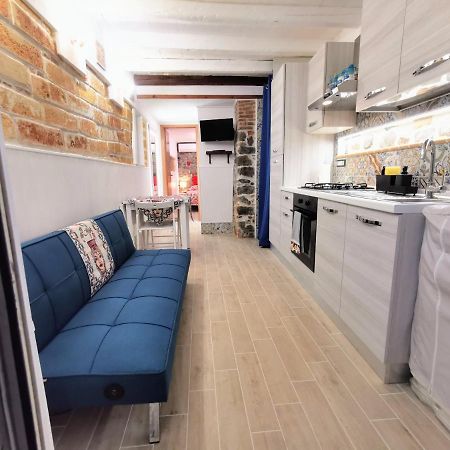 El Corazon Guest House 切法卢 外观 照片