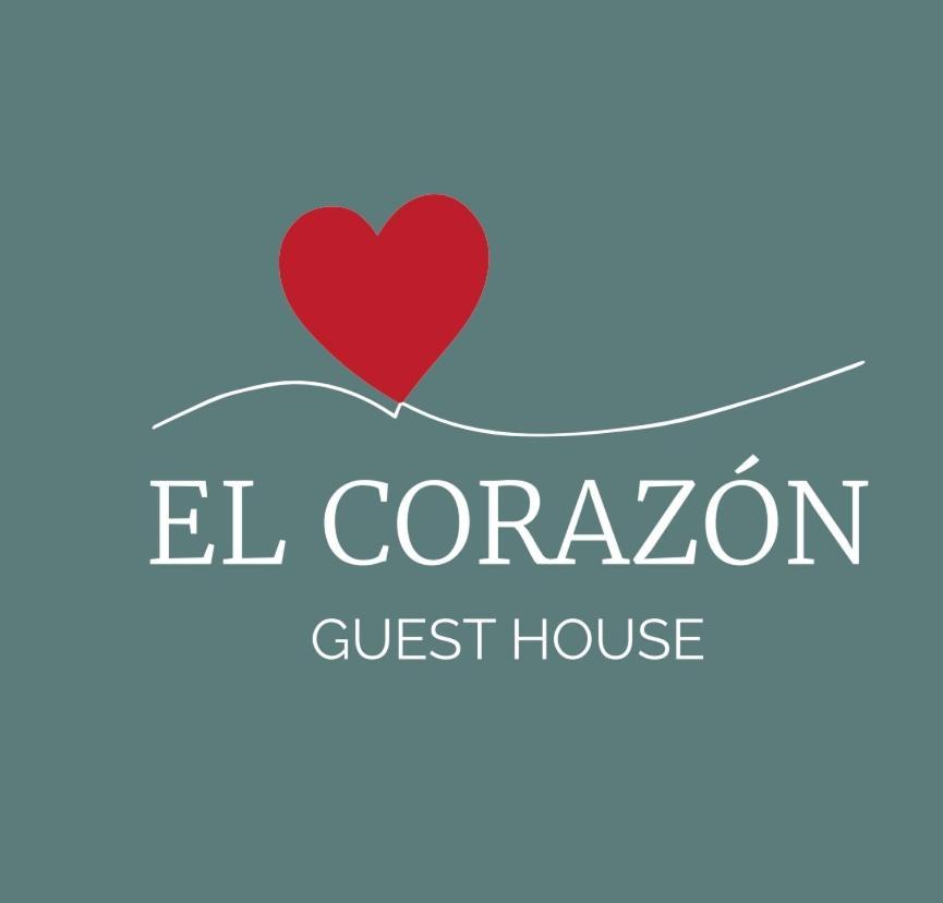 El Corazon Guest House 切法卢 外观 照片